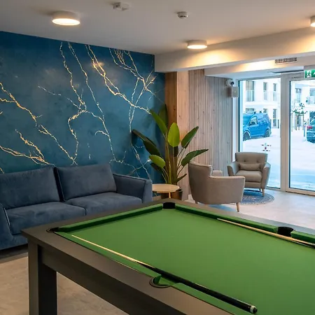 Blekit - Baseny, Sauny, Jacuzzi, Silownia, Bilard, Sala Zabaw, Parking, Do Plazy 400m Plaskie Dojscie *